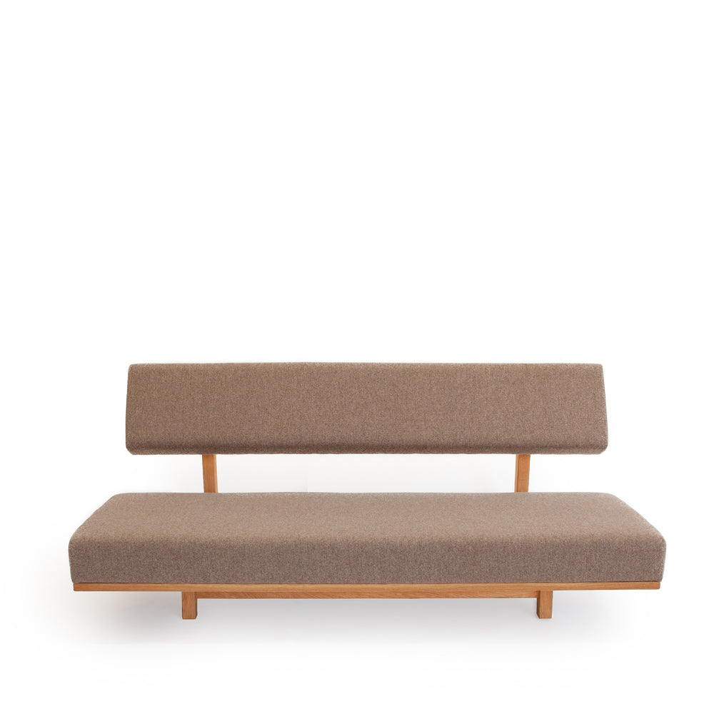 DayBed Sofa – BULLPEN